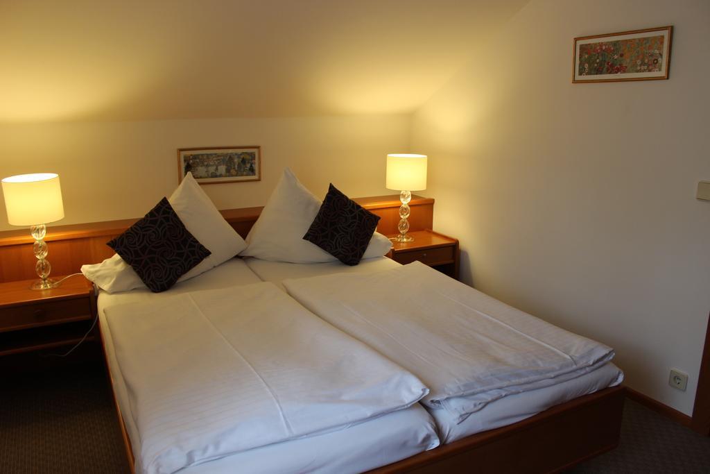 Seehotel Paulitsch Velden am Worthersee Ruang foto