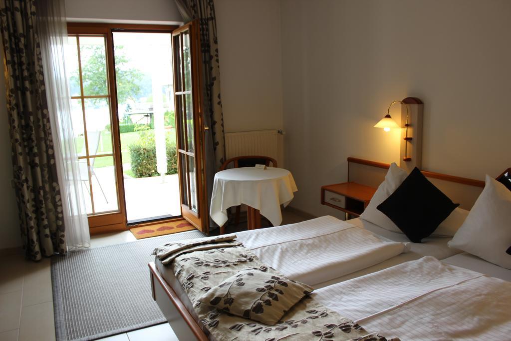 Seehotel Paulitsch Velden am Worthersee Ruang foto