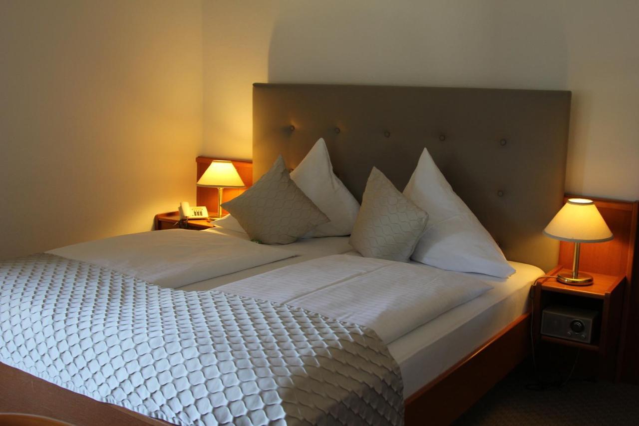 Seehotel Paulitsch Velden am Worthersee Bagian luar foto