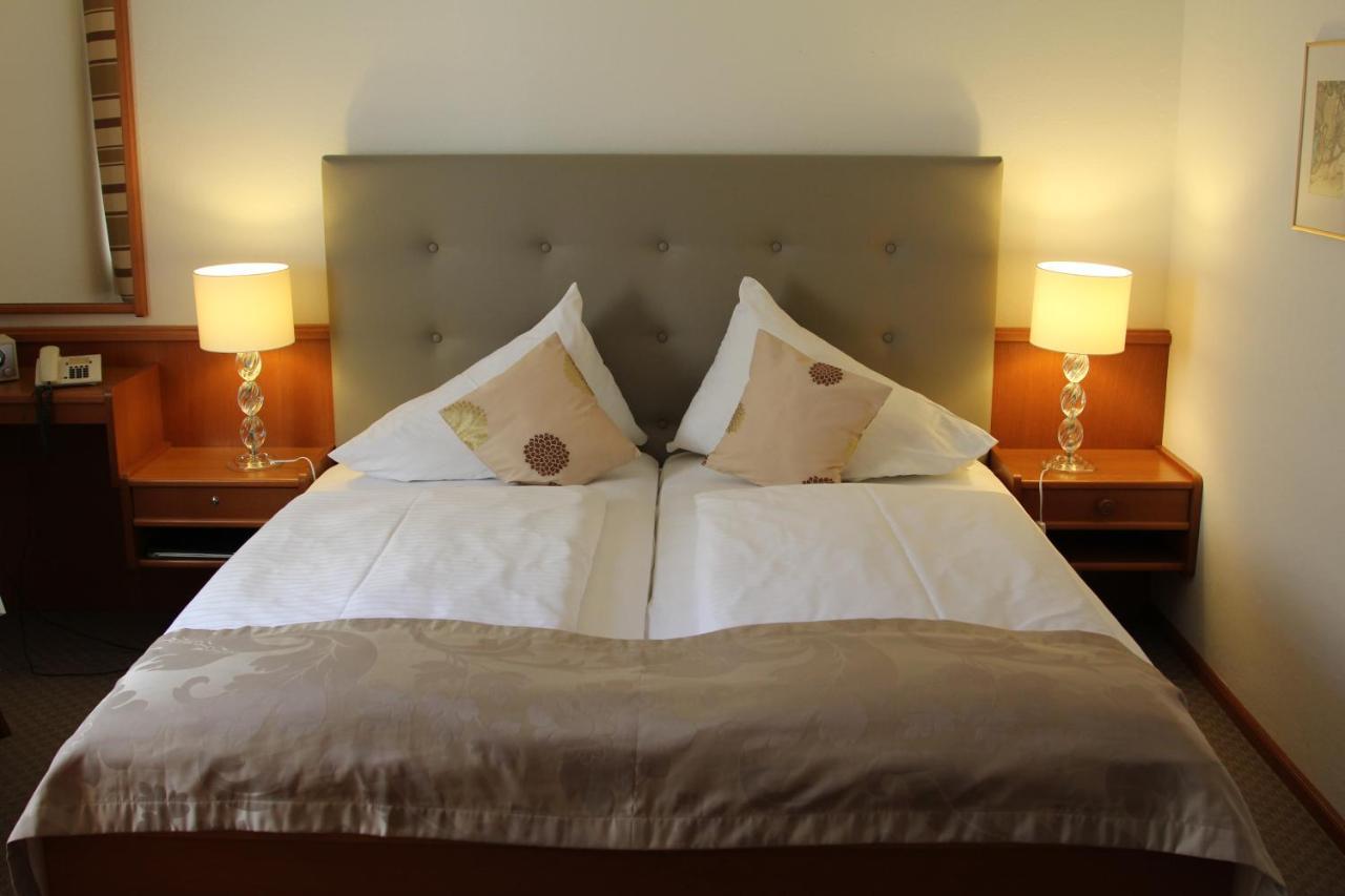 Seehotel Paulitsch Velden am Worthersee Bagian luar foto